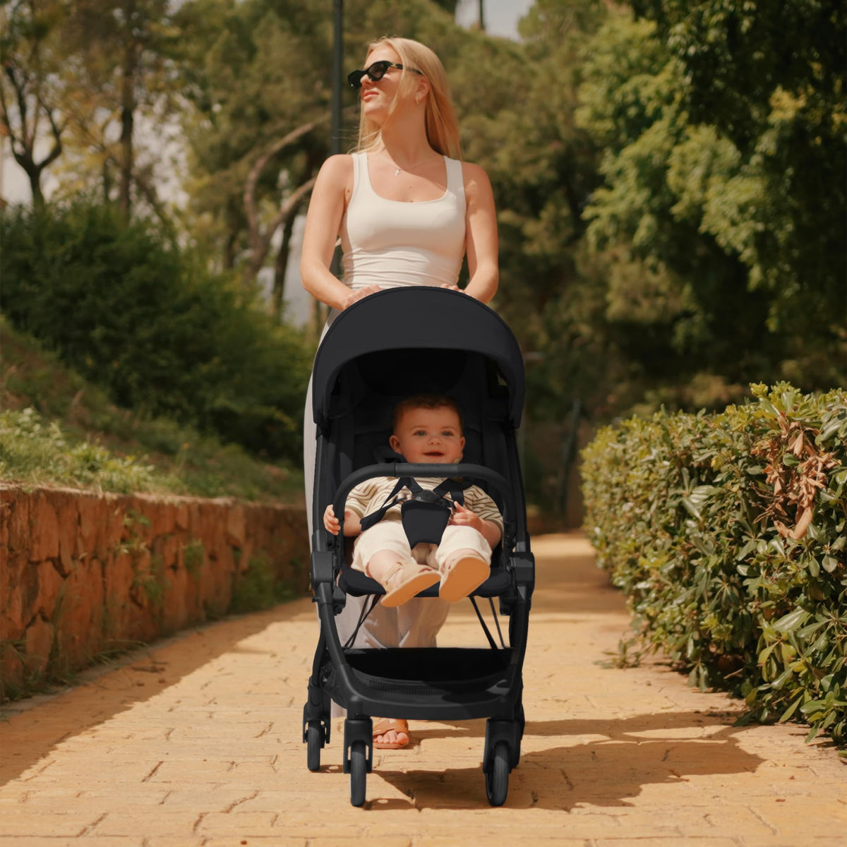 Silver Cross Clic 2 Compact Stroller & Travel Bag | Space